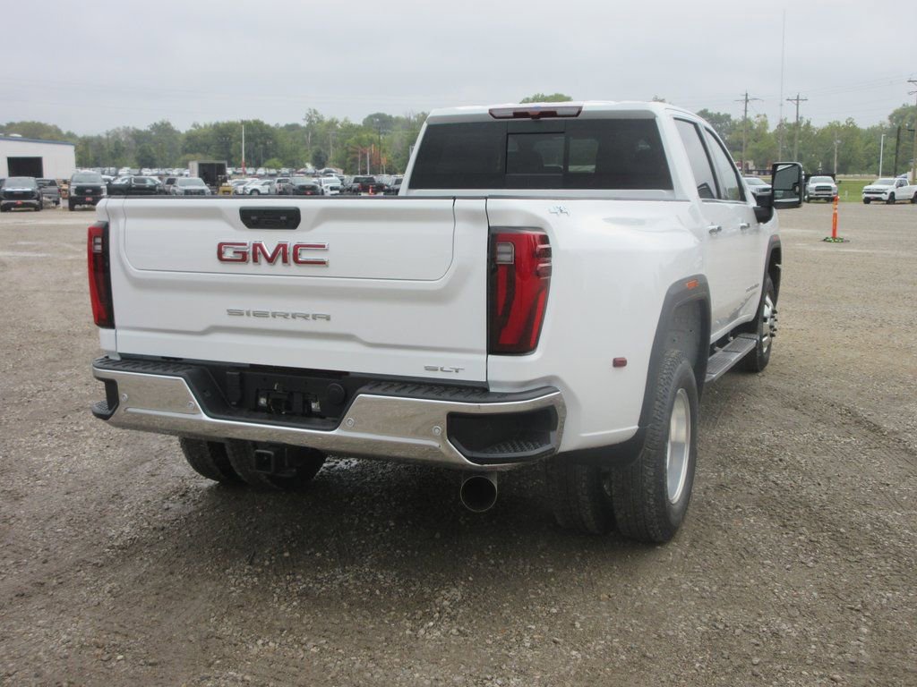 New 2026 GMC Sierra 3500 SLT w/ SLT Premium Package image 5