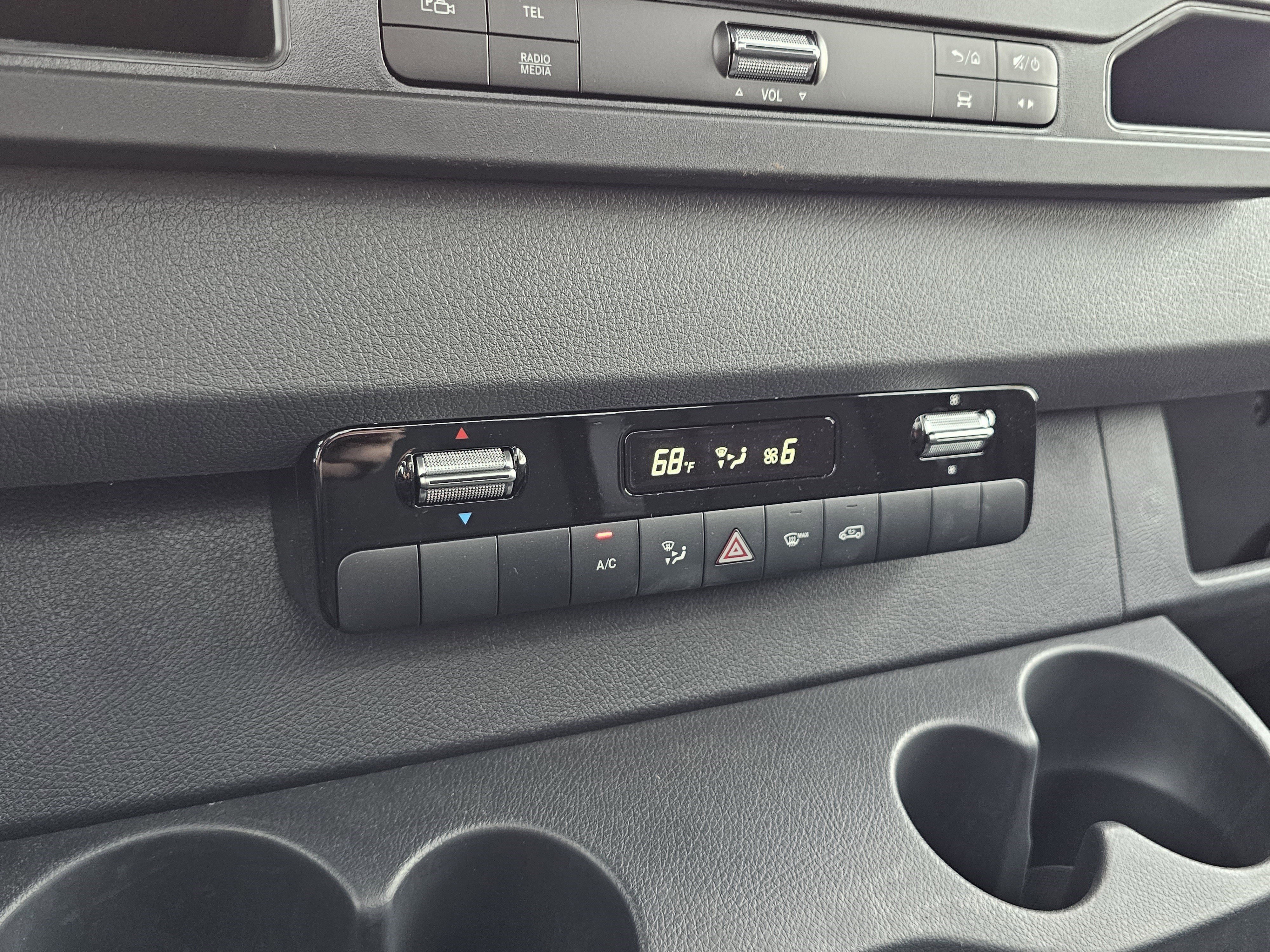 Used 2024 Mercedes-Benz Sprinter 4500 image 28