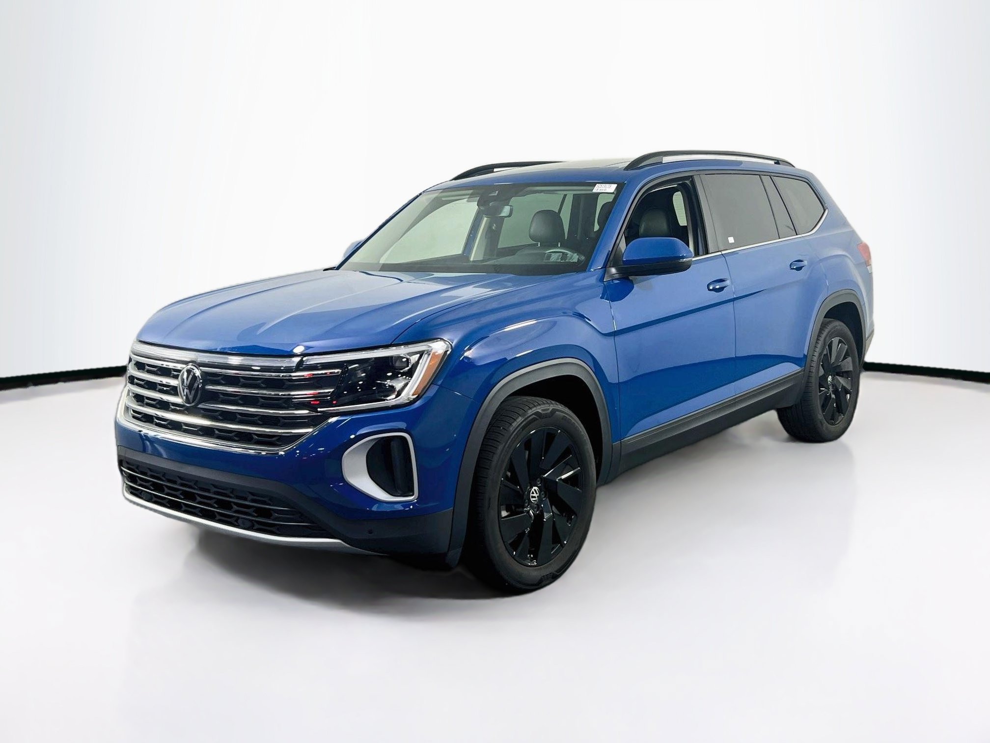 Used 2025 Volkswagen Atlas SE