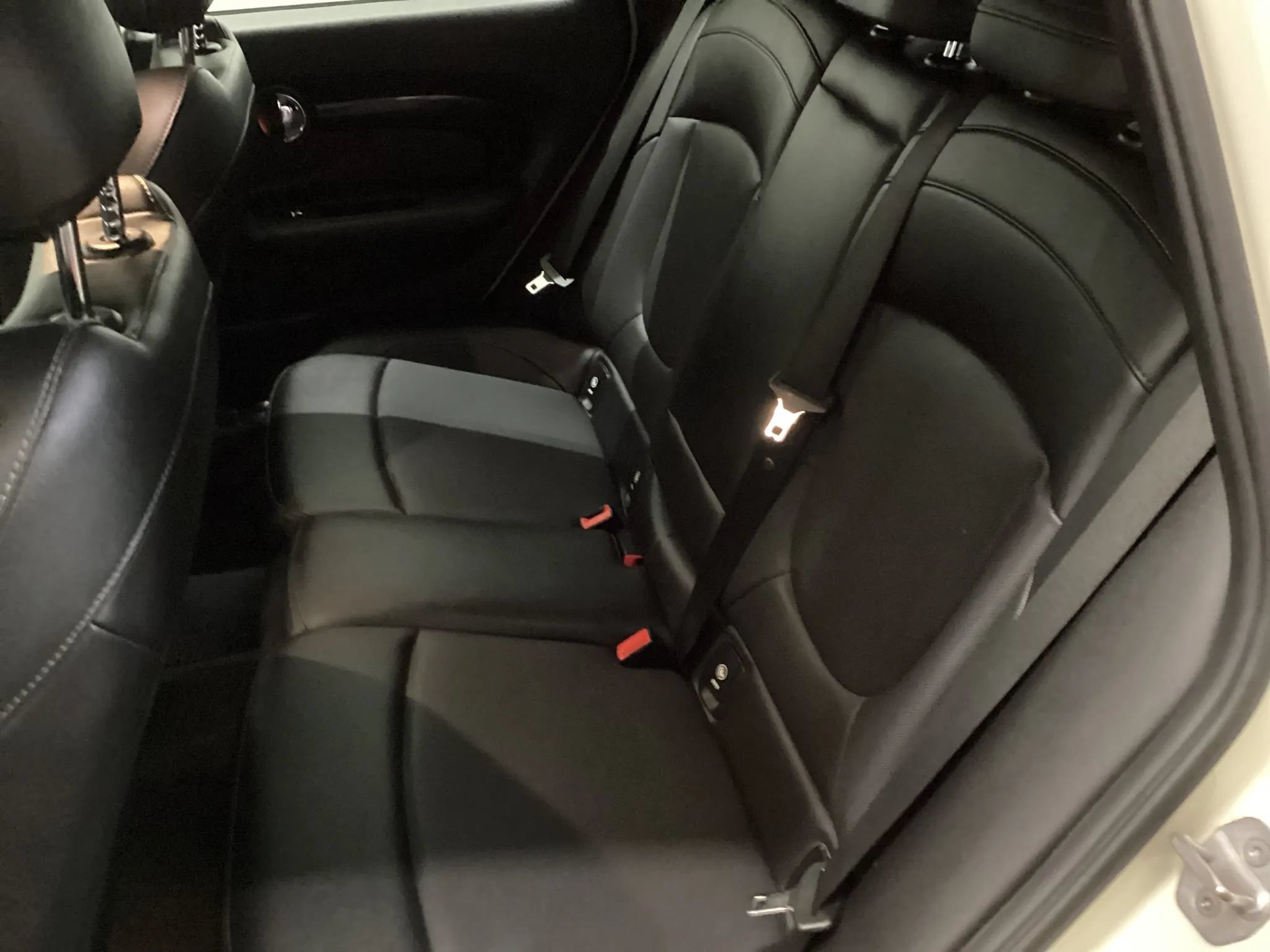Used 2019 MINI Cooper Clubman S AWD/4WD image 6
