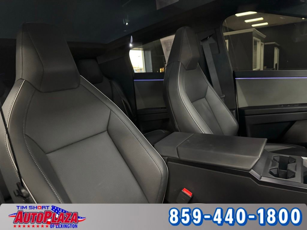 Used 2024 Tesla Cybertruck AWD Crew Cab image 42