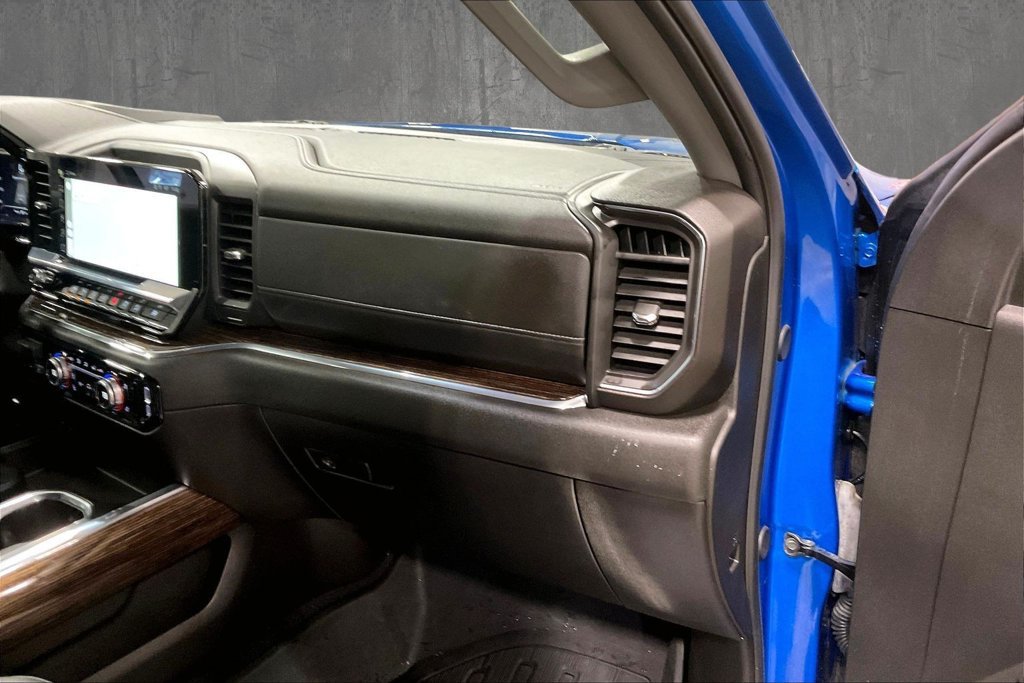 Used 2024 GMC Sierra 1500 Elevation w/ Elevation Premium Package AWD/4WD image 28