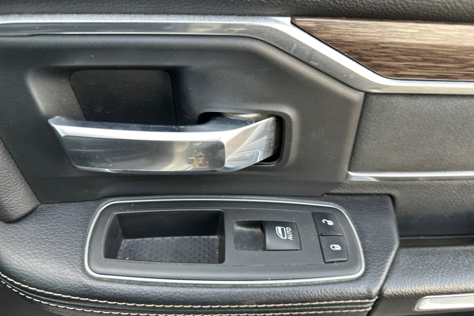 Used 2019 RAM 2500 Laramie AWD/4WD image 20