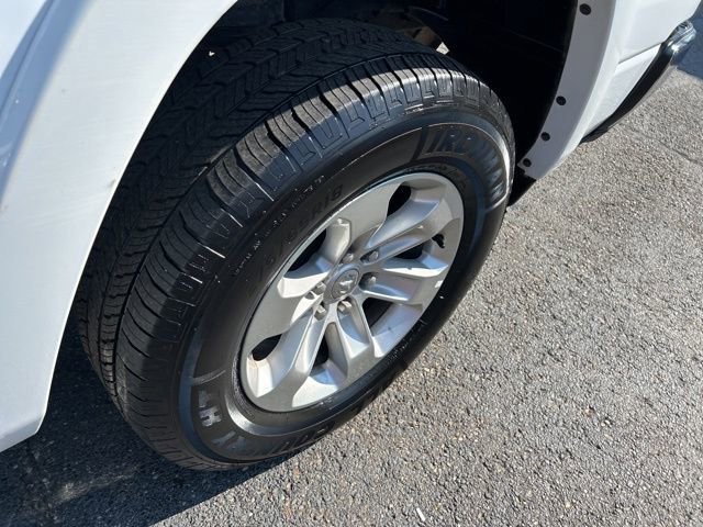 Used 2022 RAM 1500 Laramie AWD/4WD image 18