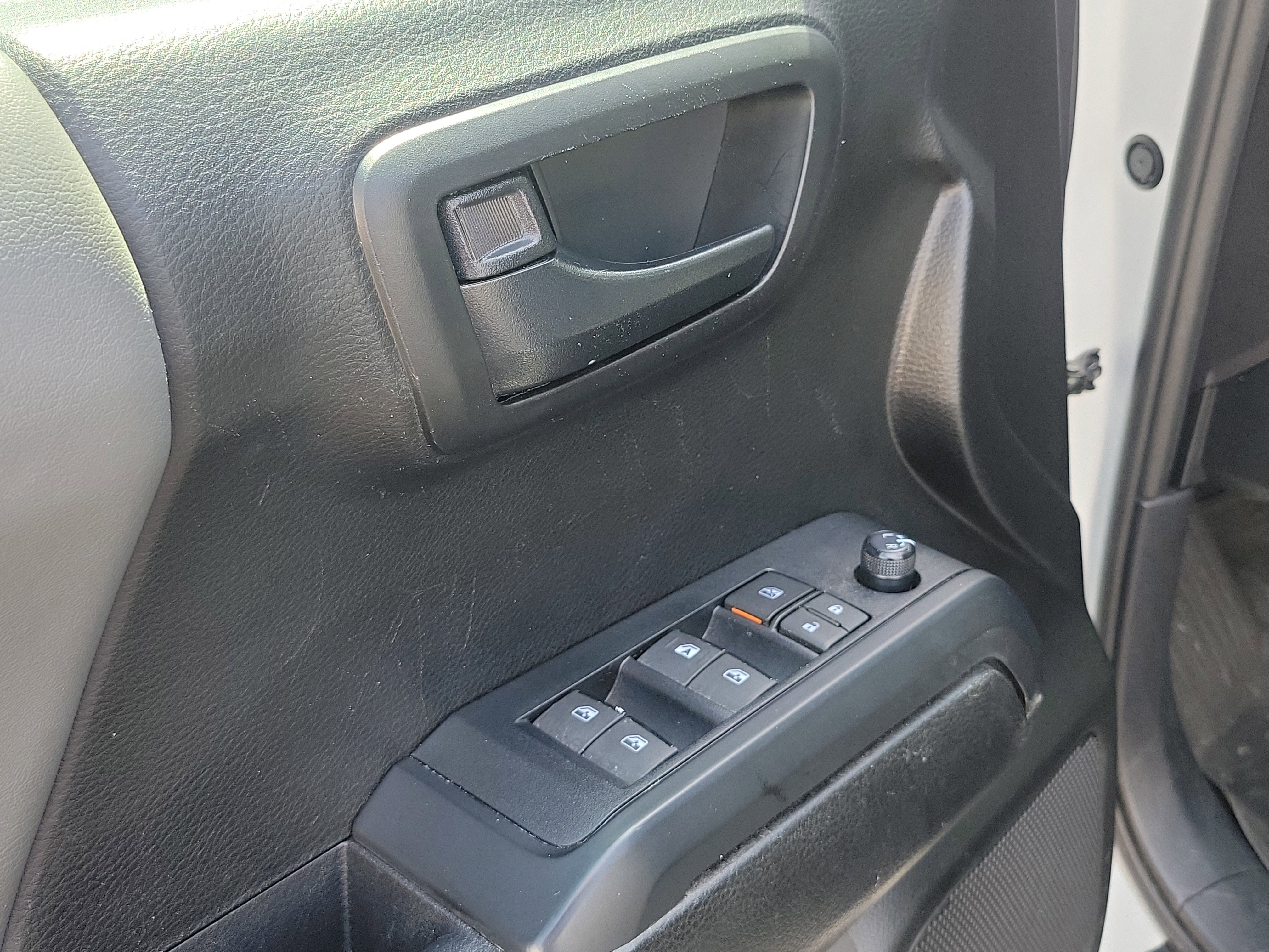 Used 2021 Toyota Tacoma SR image 23