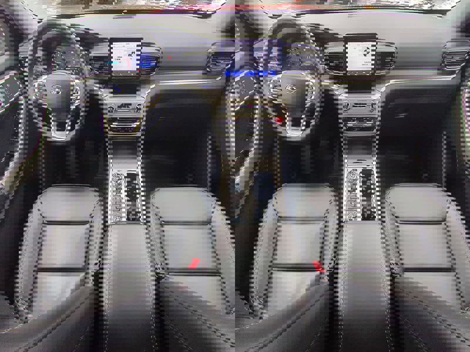 Used 2022 Ford Explorer XLT w/ Equipment Group 202A image 15