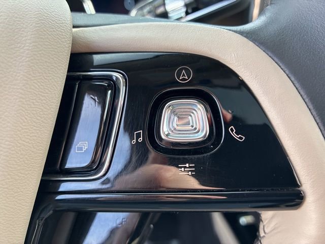 Used 2025 Lincoln Corsair Reserve w/ Equipment Group 202A image 30