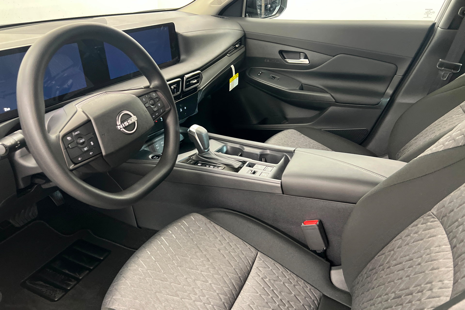 New 2026 Nissan Sentra SV w/ Floor Mat Package FWD image 15