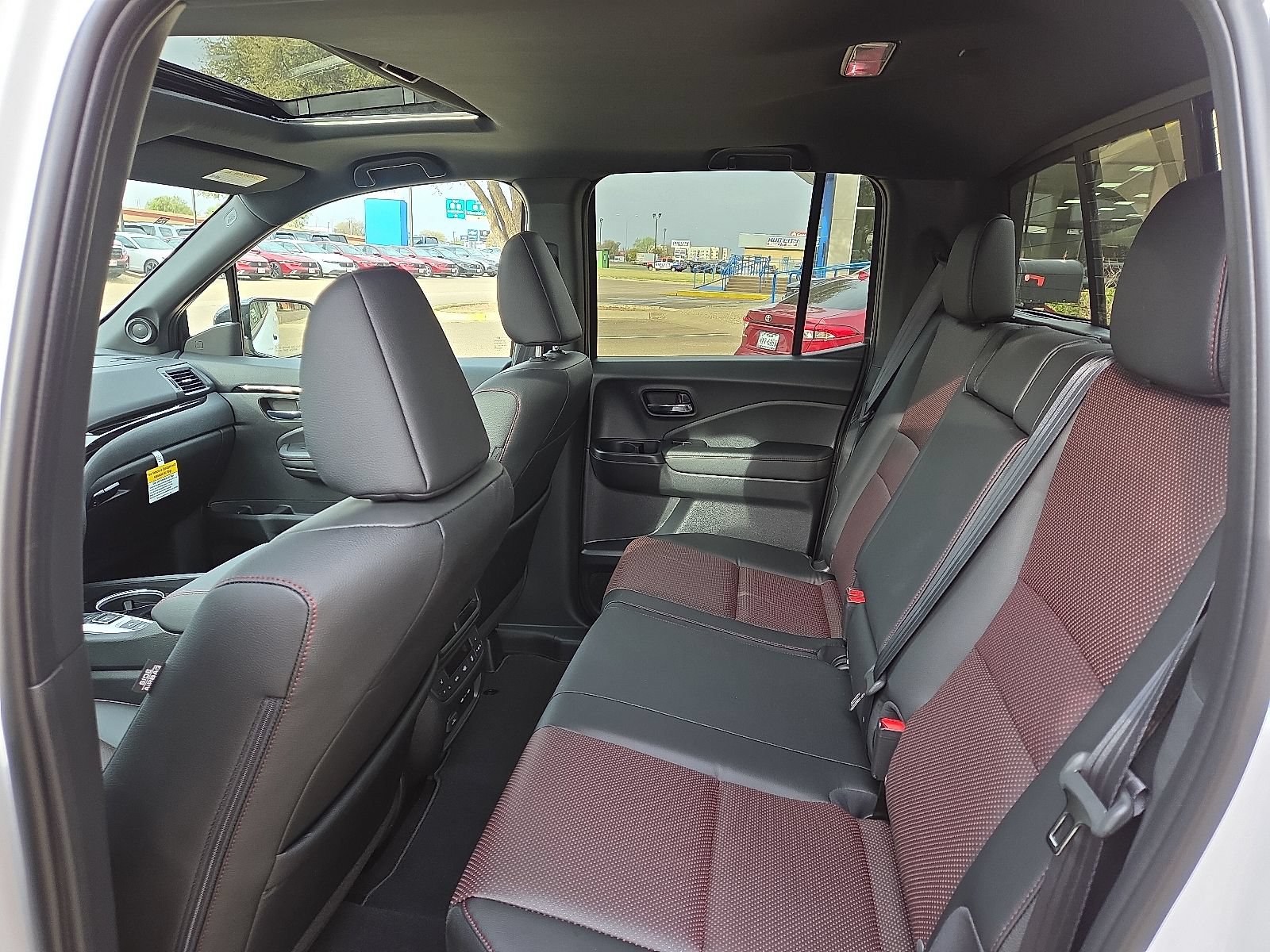 New 2026 Honda Ridgeline Black Edition image 8