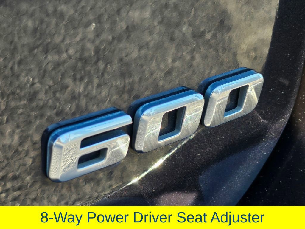 Used 2022 Cadillac Escalade Premium Luxury image 40