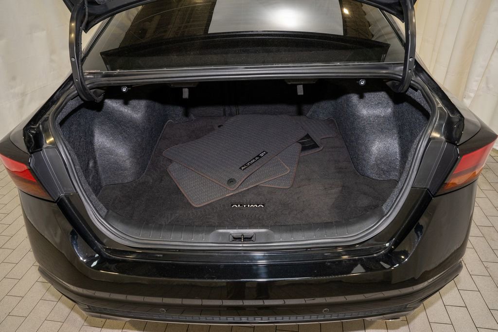 Certified 2024 Nissan Altima 2.0 SR image 5