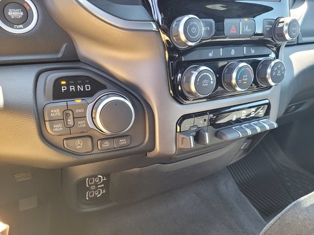 New 2026 RAM 1500 Big Horn AWD/4WD image 10