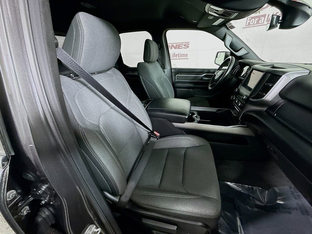 Used 2019 RAM 1500 Big Horn AWD/4WD image 30