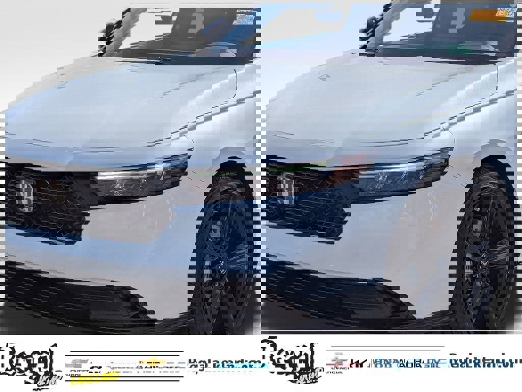 Used 2023 Honda Accord Sport image 6