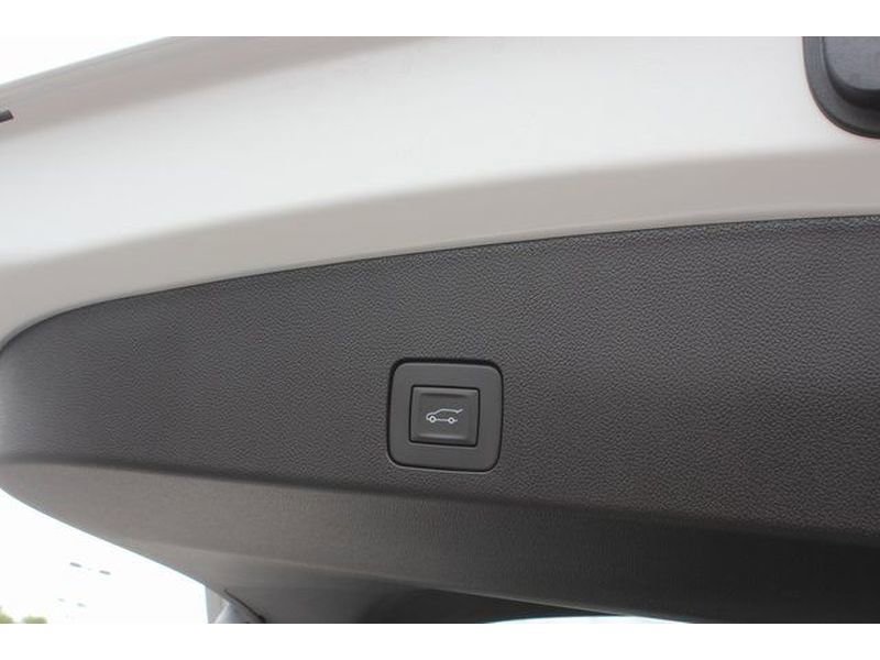 New 2026 Buick Encore GX Avenir w/ Avenir Technology Package image 51