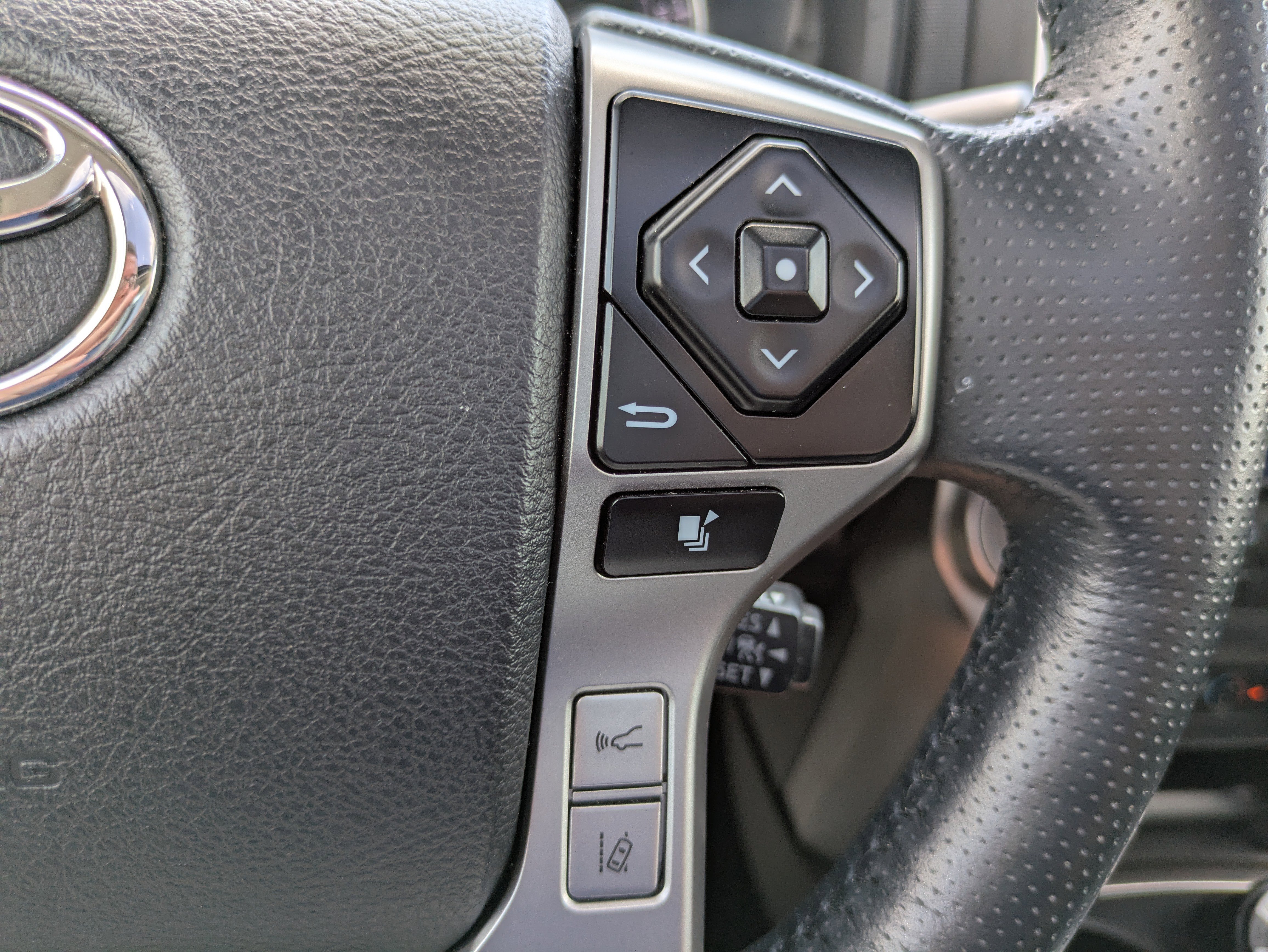 Certified 2024 Toyota 4Runner Limited image 22