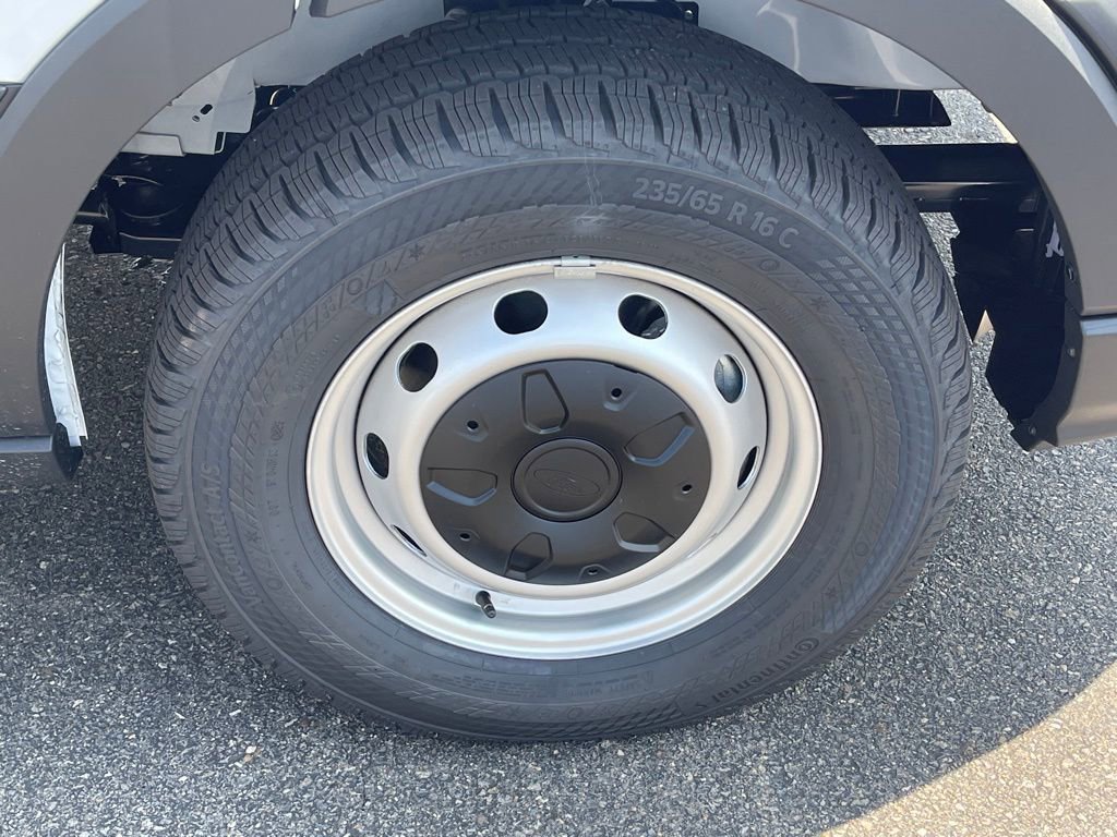 New 2025 Ford Transit 250 148 Medium Roof w/ Load Area Protection Package image 23