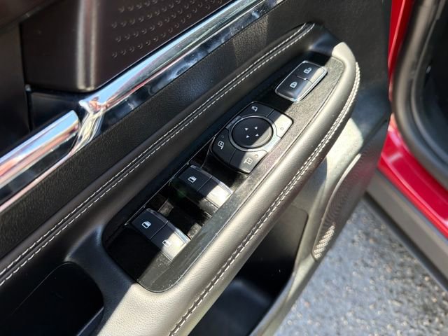 Used 2025 Lincoln Corsair AWD w/ Equipment Group 101A image 14