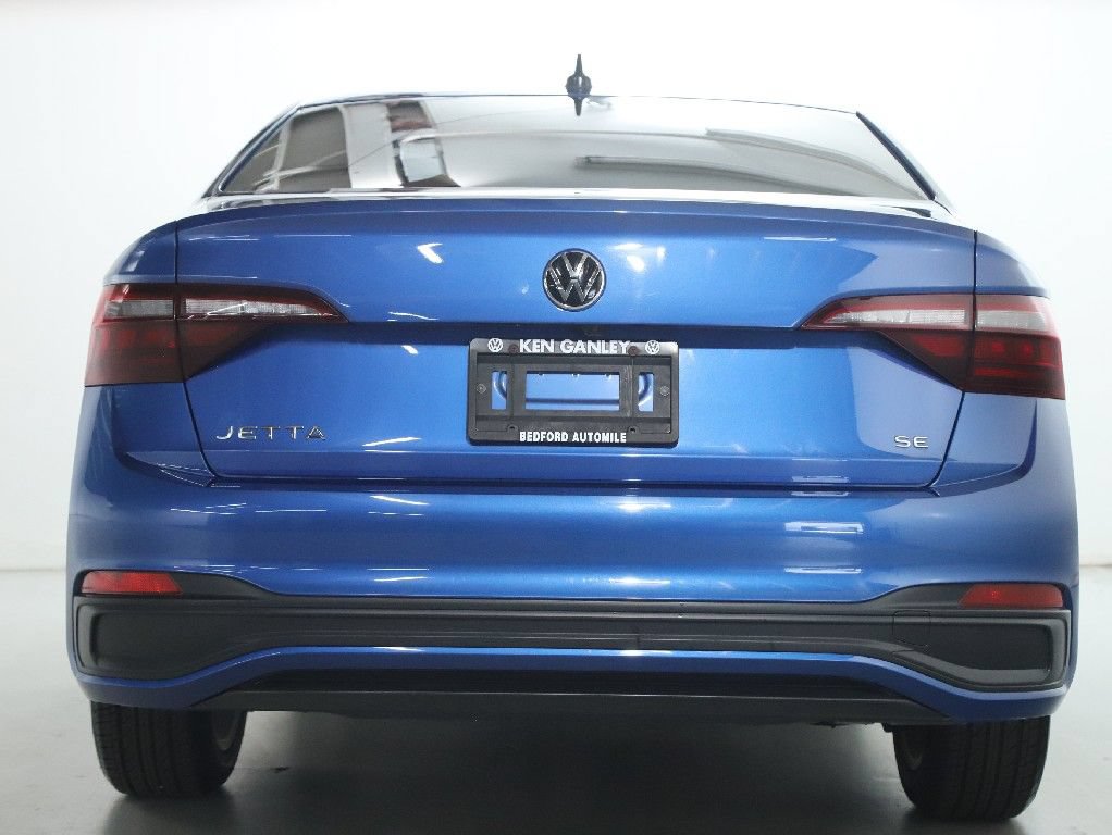 Used 2023 Volkswagen Jetta SE FWD image 42