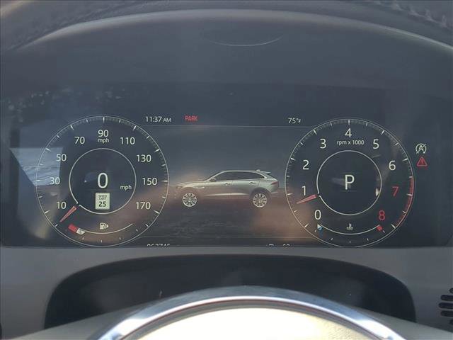 Used 2019 Jaguar F-PACE Prestige image 11