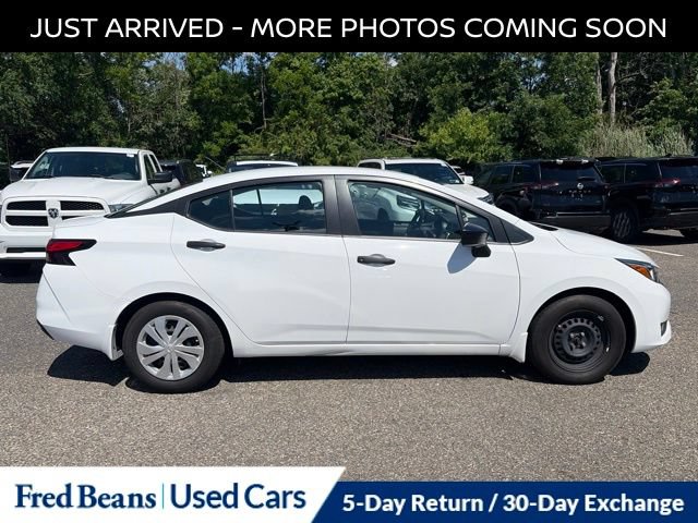 Certified 2023 Nissan Versa S w/ Electronics Package FWD image 9