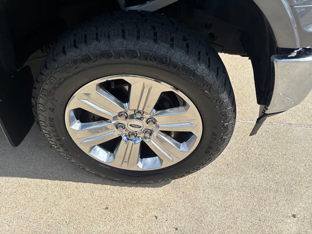 Used 2020 Ford F150 Lariat w/ Equipment Group 502A Luxury AWD/4WD image 4