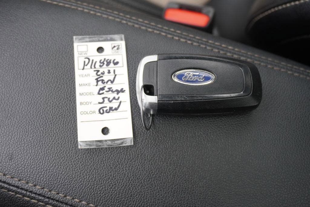 Used 2021 Ford Escape Titanium w/ Titanium Elite Package image 44