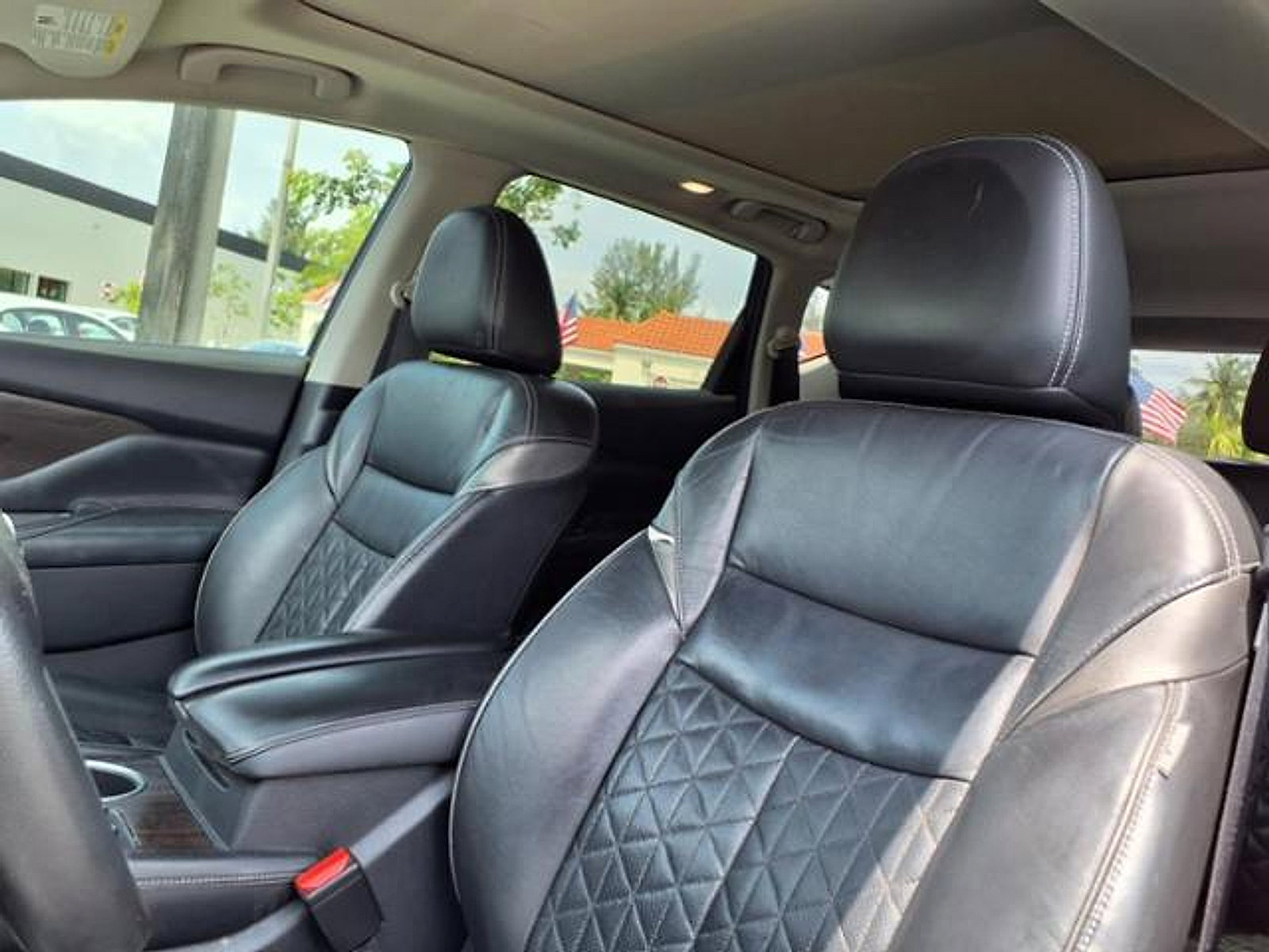 Used 2019 Nissan Murano Platinum image 11