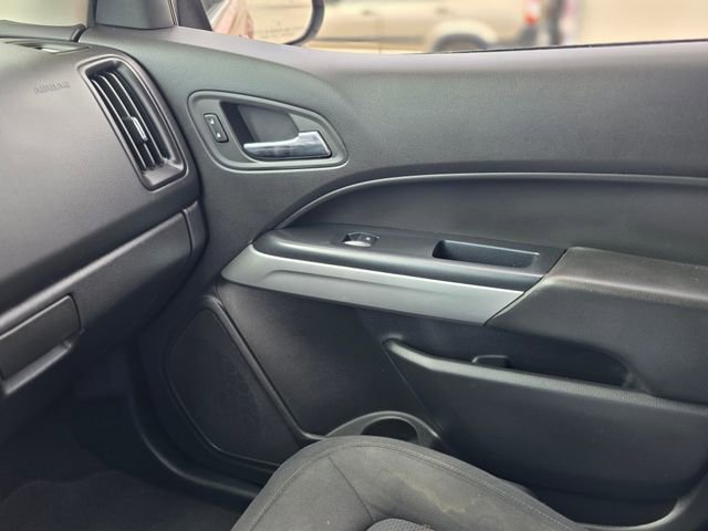 Used 2016 Chevrolet Colorado LT w/ LT Convenience Package image 24