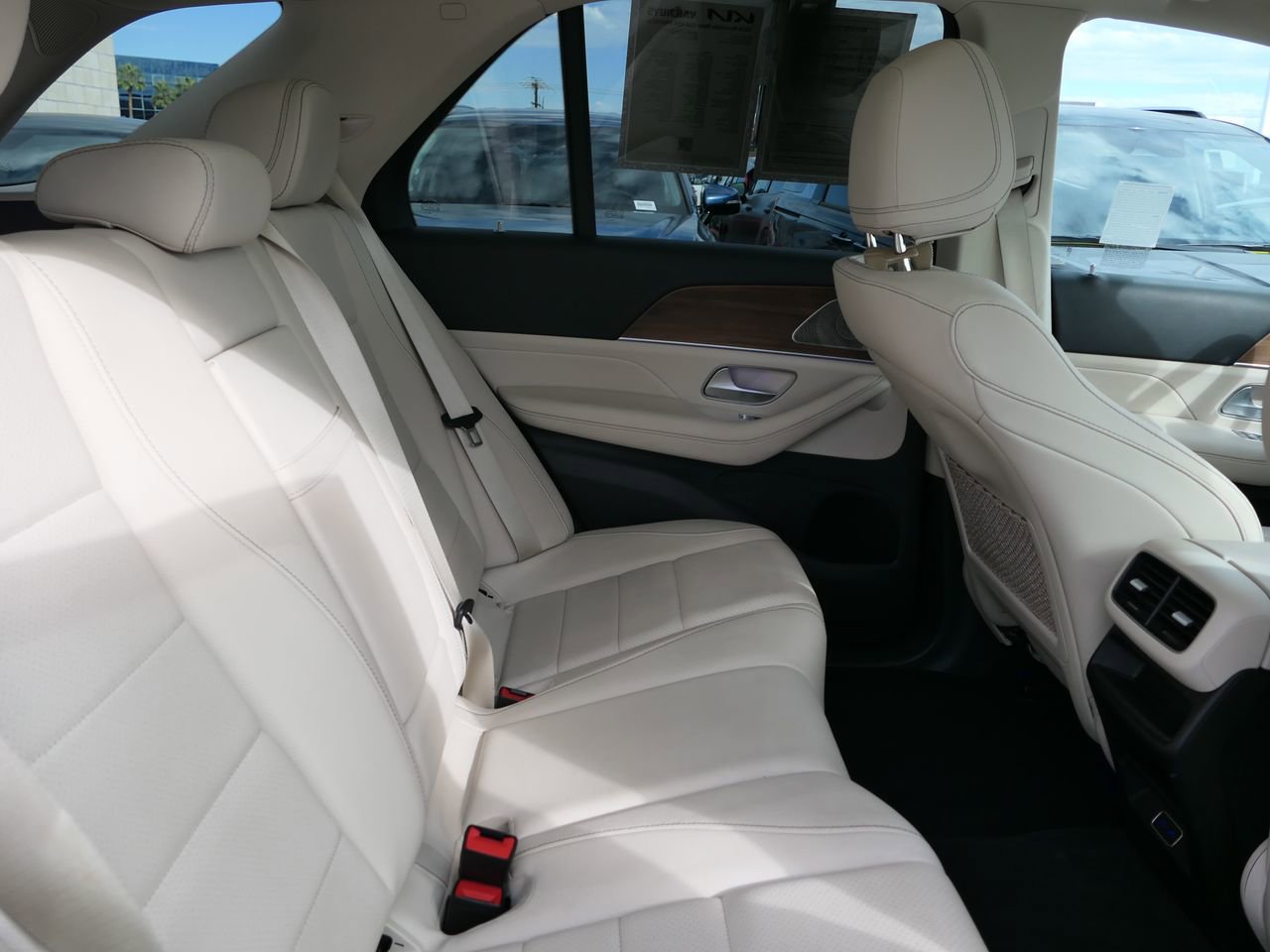 Used 2024 Mercedes-Benz GLE 450 4MATIC image 31