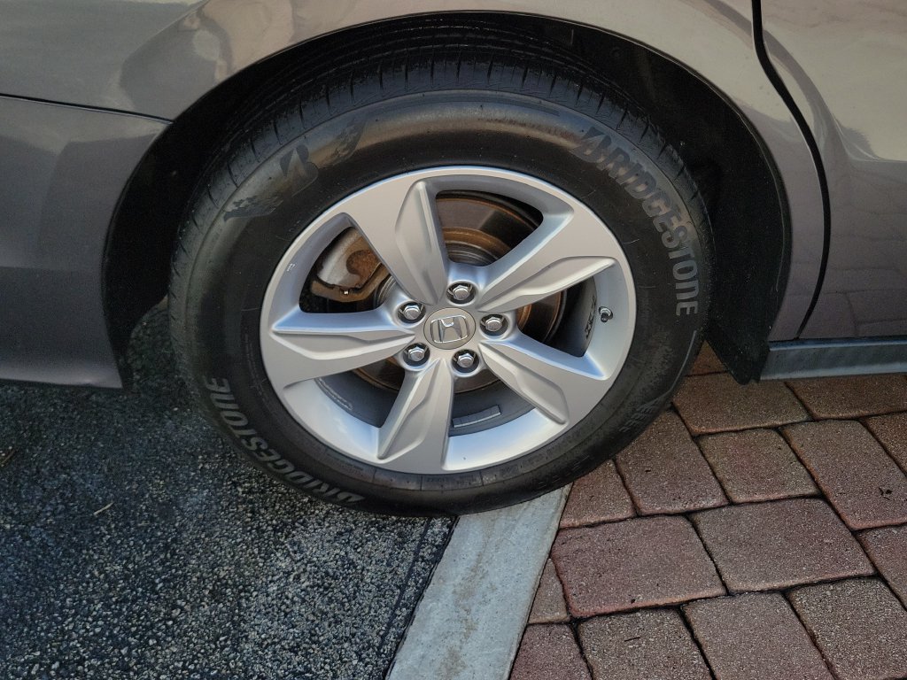 Used 2018 Honda Odyssey EX image 9