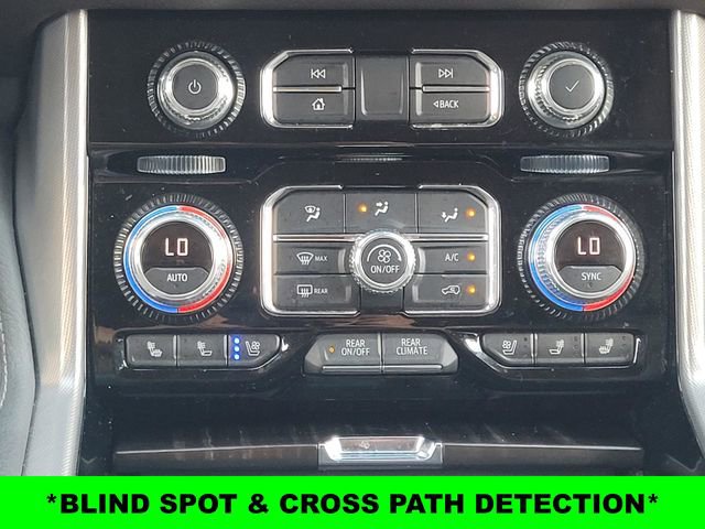 Used 2022 GMC Yukon Denali RWD image 16