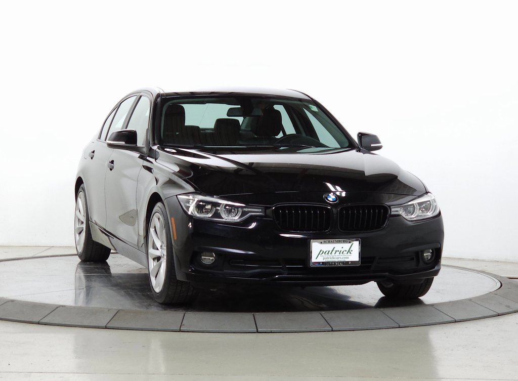 Used 2018 BMW 320i xDrive Sedan
