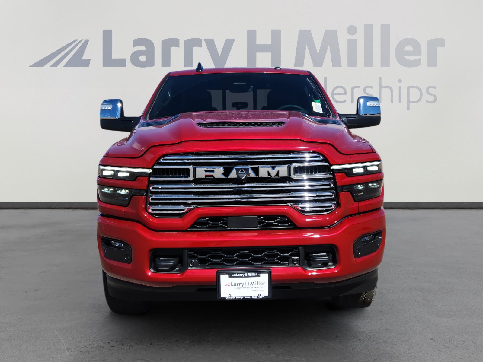 New 2026 RAM 2500 Laramie w/ Sport Appearance Package AWD/4WD image 9