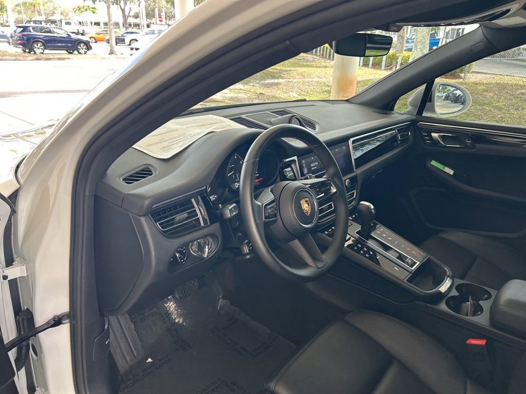 Used 2022 Porsche Macan image 6