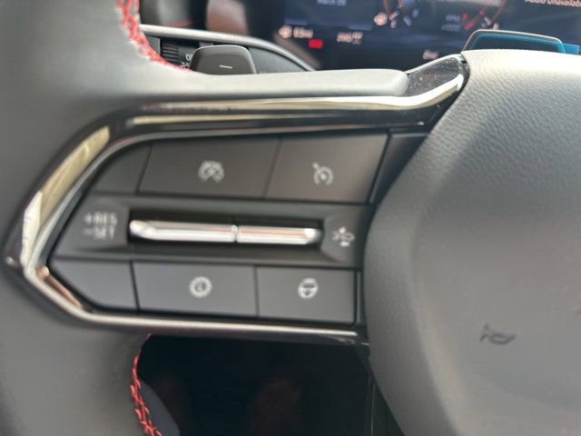 New 2026 Chevrolet Traverse RS w/ LPO, Floor Liner Package AWD/4WD image 23