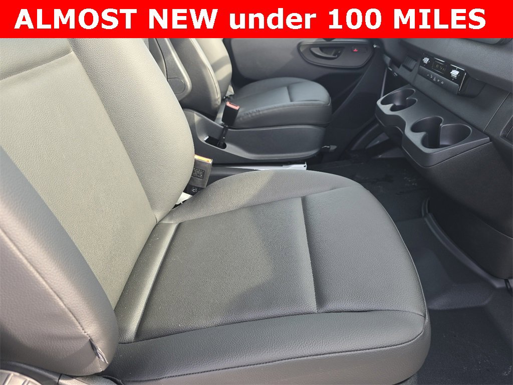 Used 2025 Mercedes-Benz Sprinter 2500 image 21