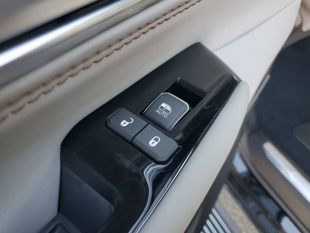 New 2026 Jeep Grand Wagoneer Summit image 16