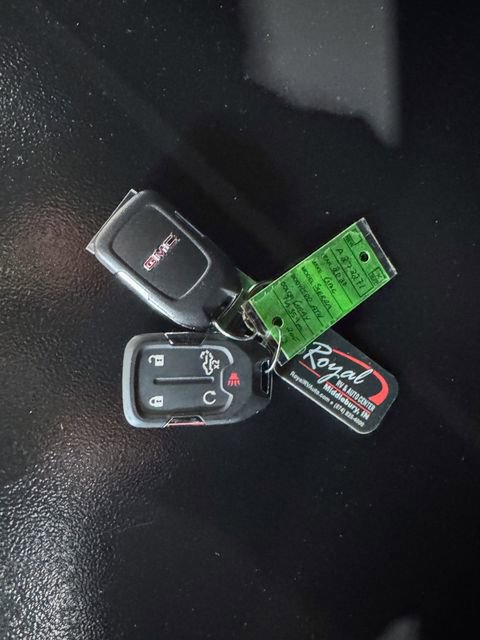 Used 2020 GMC Sierra 1500 AT4 image 32