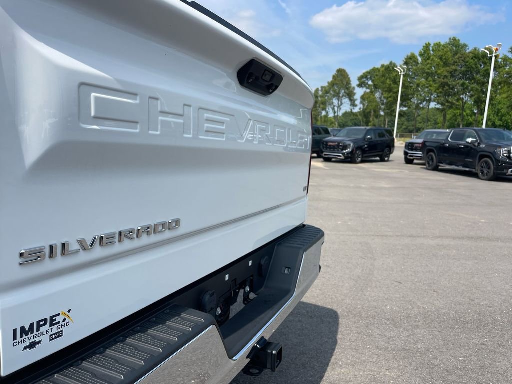 Used 2023 Chevrolet Silverado 1500 LT image 30