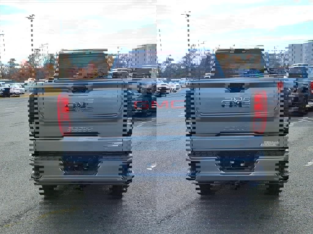 New 2026 GMC Sierra 1500 Elevation image 5