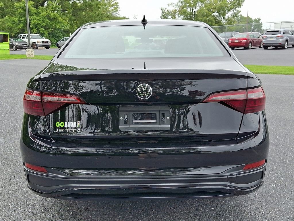 Used 2024 Volkswagen Jetta S image 5