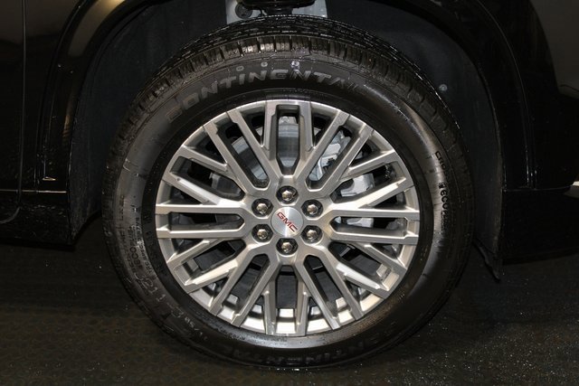 Used 2025 GMC Acadia Denali w/ LPO, Floor Liner Package image 47