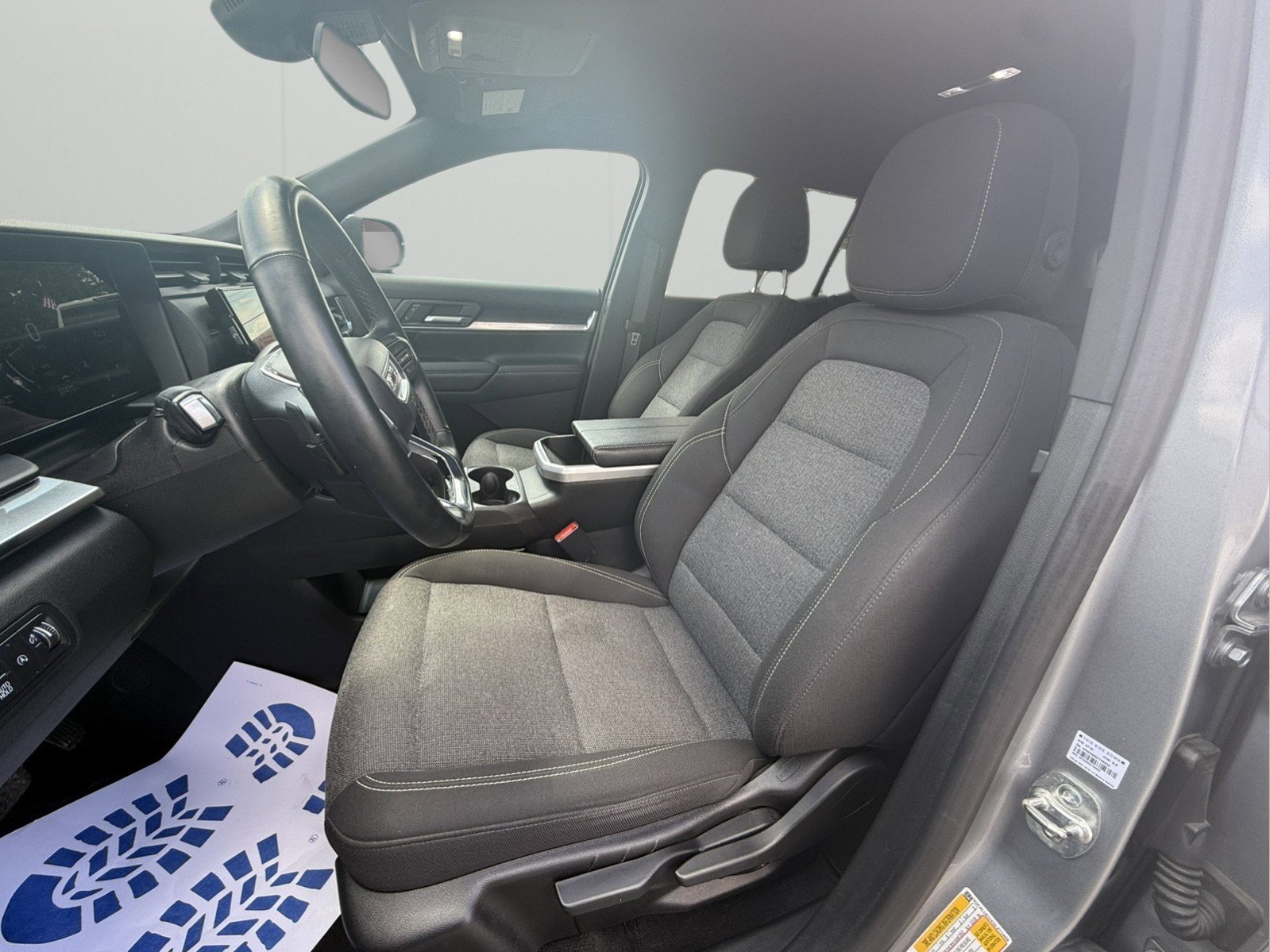 Used 2025 GMC Terrain Elevation AWD/4WD image 10