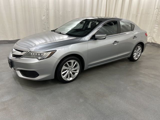 Used 2017 Acura ILX FWD image 2