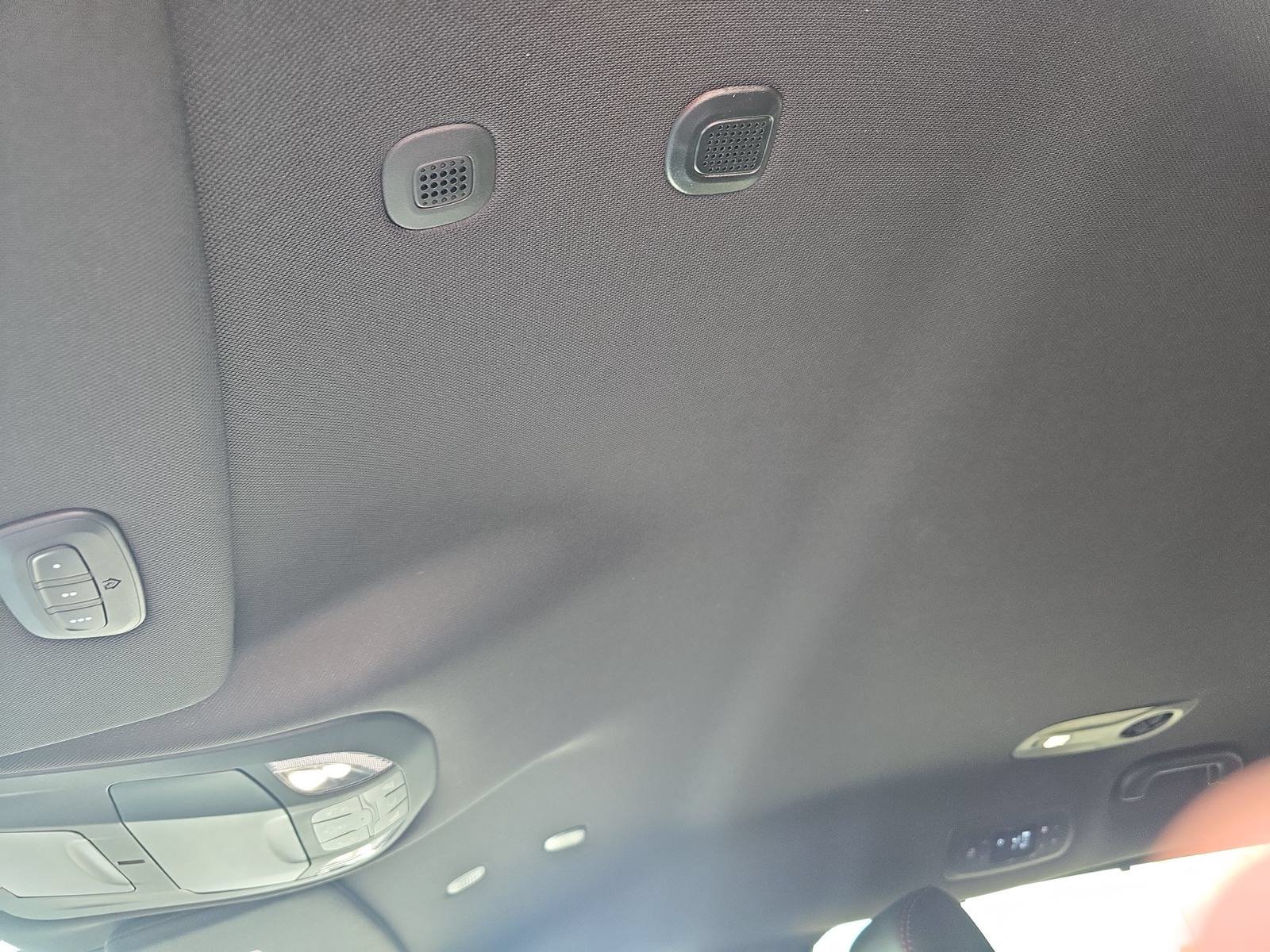 New 2027 Chrysler Pacifica Select FWD image 30