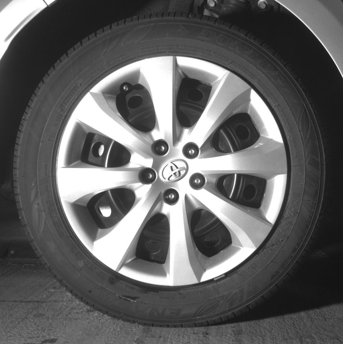 Used 2025 Toyota Corolla LE FWD image 15