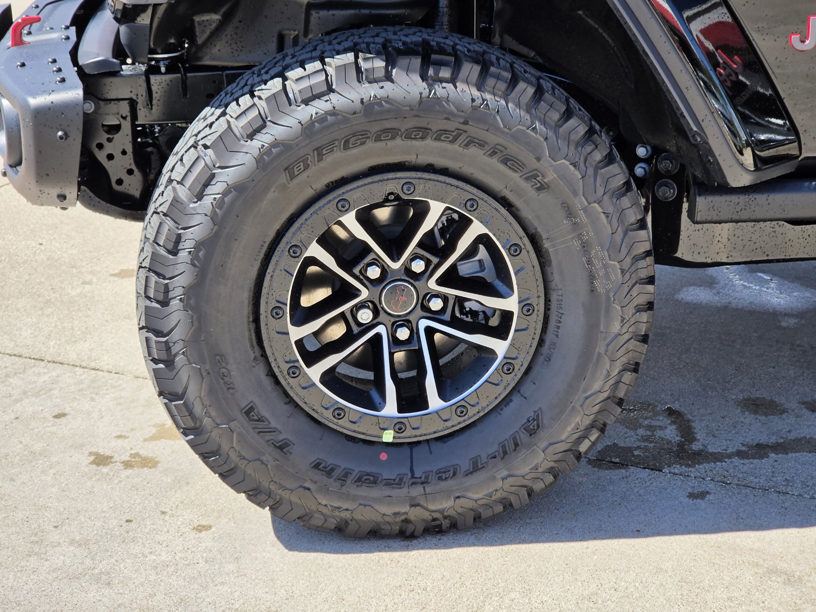 New 2027 Jeep Wrangler Unlimited Rubicon AWD/4WD image 11