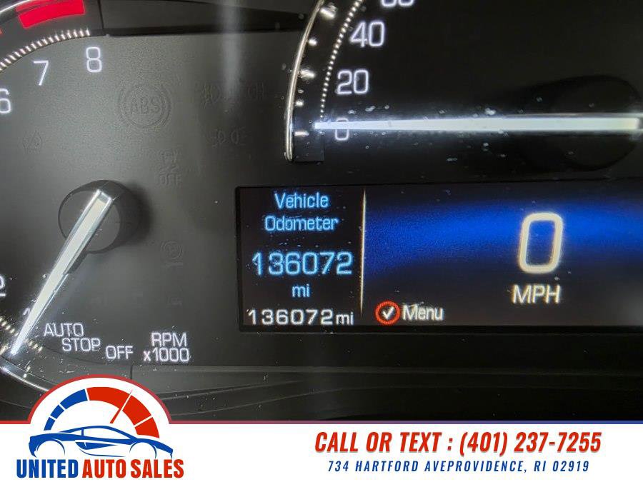 Used 2018 Cadillac XT5 Luxury w/ Driver Awareness Package AWD/4WD image 18