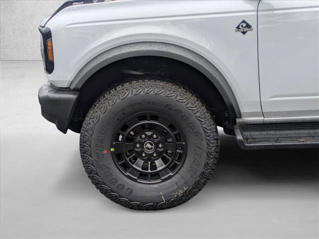 New 2026 Ford Bronco Outer Banks w/ Sasquatch Package image 10
